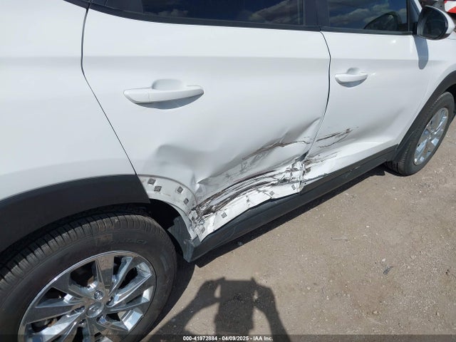Hyundai TUCSON SE 2019 KM8J2CA43KU870933 Image 6