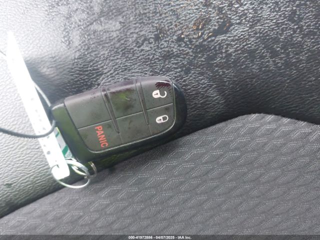 3C4NJDBNXRT120438 Jeep Compass Latitude 4x4