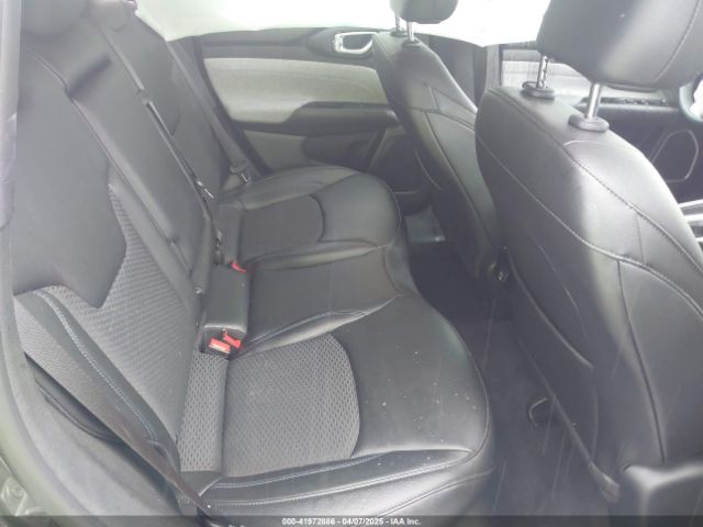 3C4NJDBNXRT120438 Jeep Compass Latitude 4x4