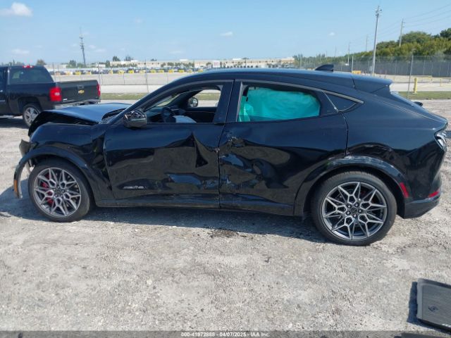 3FMTK4SX2RMA42734 Ford Mustang Mach-e Gt