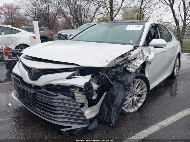 4T1B11HK2KU842119 Toyota CAMRY XLE