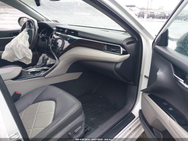 4T1B11HK2KU842119 Toyota CAMRY XLE