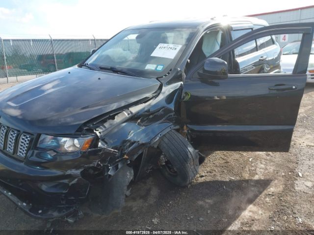 1C4RJFAG2KC679290 Jeep Grand Cherokee Altitude 4x4