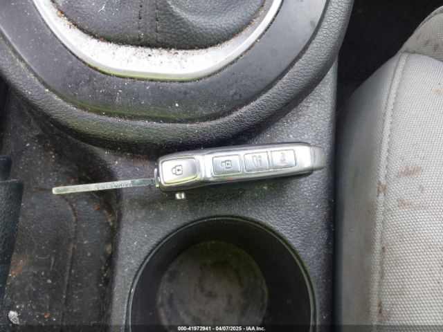 3KPF24AD2LE186231 KIA Forte Lxs