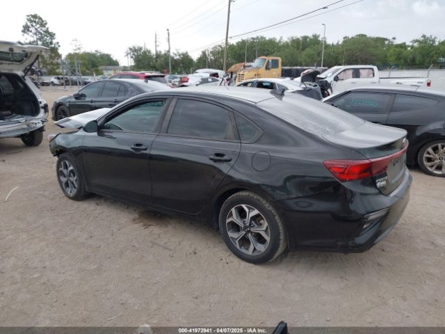 3KPF24AD2LE186231 KIA Forte Lxs