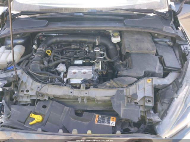 1FADP3FE3JL204220 Ford FOCUS SE