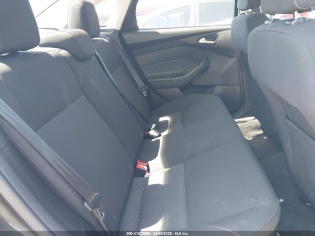 1FADP3FE3JL204220 Ford FOCUS SE