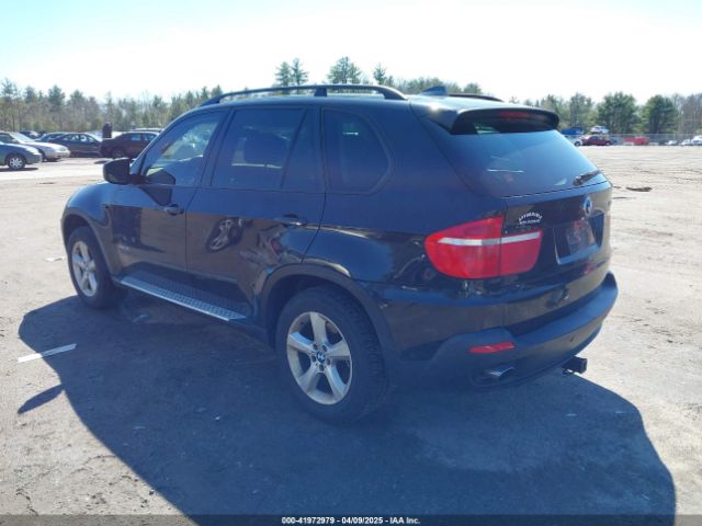 2010 BMW X5 5UXFE4C54AL276058 Photo 2