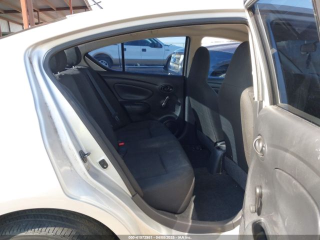 3N1CN7AP7FL940992 Nissan Versa 1.6 S