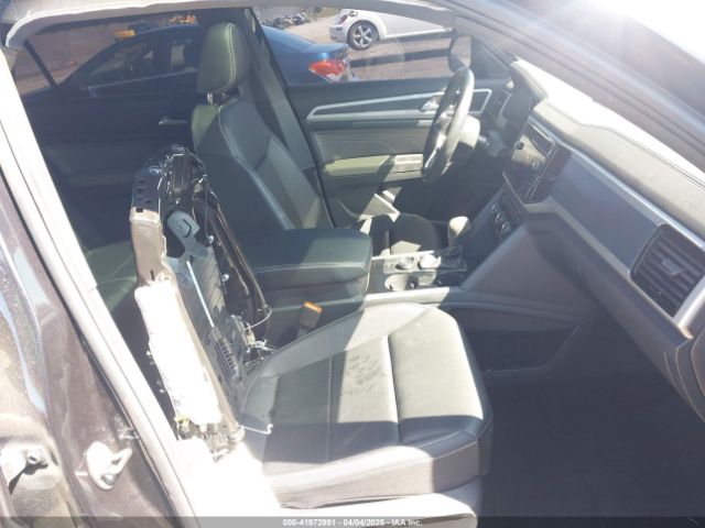 2023 VOLKSWAGEN ATLAS CROSS SPORT 1V2SC2CA9PC204822 Photo 4