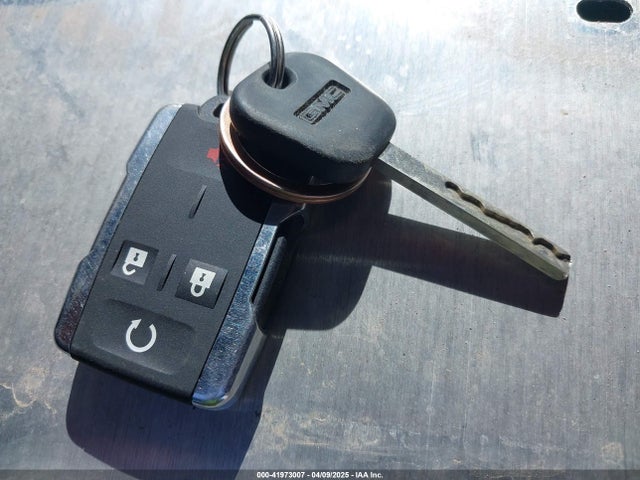 3GTU2NEC0HG304187 GMC Sierra 1500 Slt
