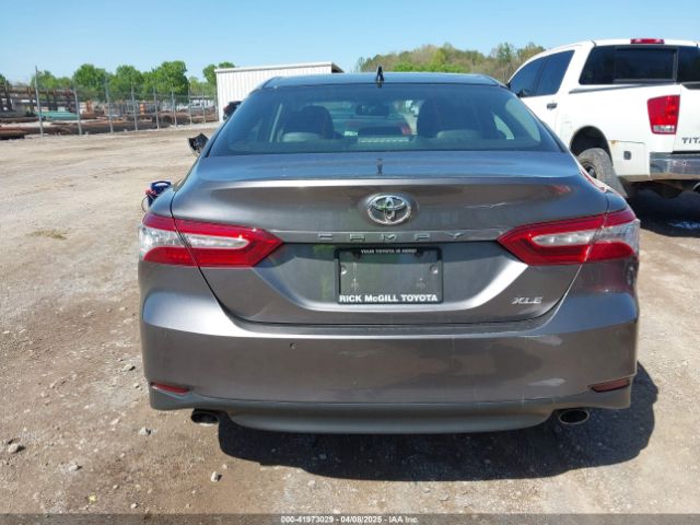 4T1BZ1HK2JU015664 Toyota Camry Xle V6