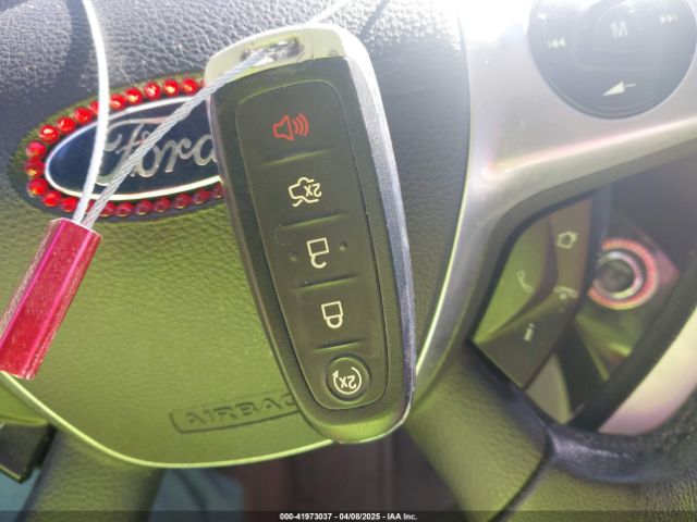 1FMCU9J98EUC24857 Ford Escape Titanium
