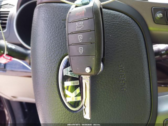 5XYKT4A63FG580583 KIA SORENTO LX