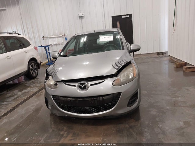JM1DE1KY3E0174566 Mazda Mazda2 Sport
