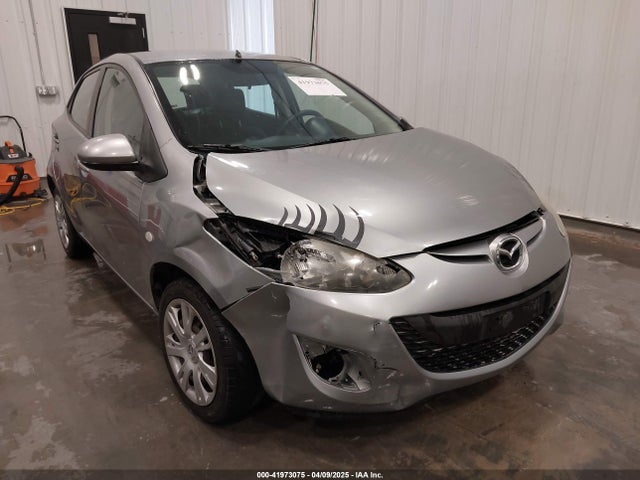 JM1DE1KY3E0174566 Mazda Mazda2 Sport