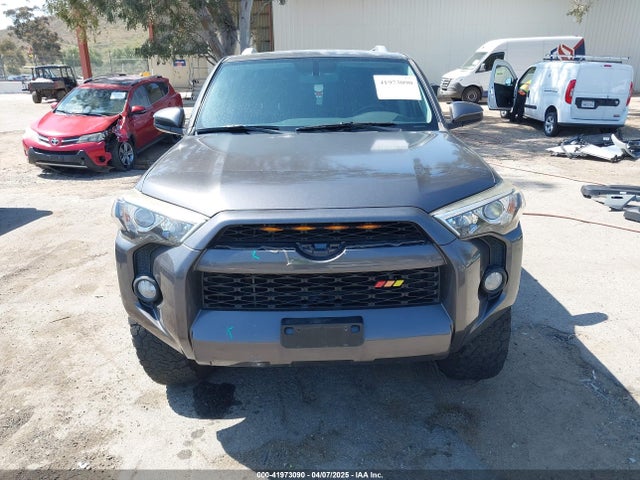 JTEBU5JR2G5311140 Toyota 4RUNNER SR5