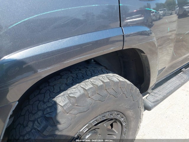 JTEBU5JR2G5311140 Toyota 4RUNNER SR5