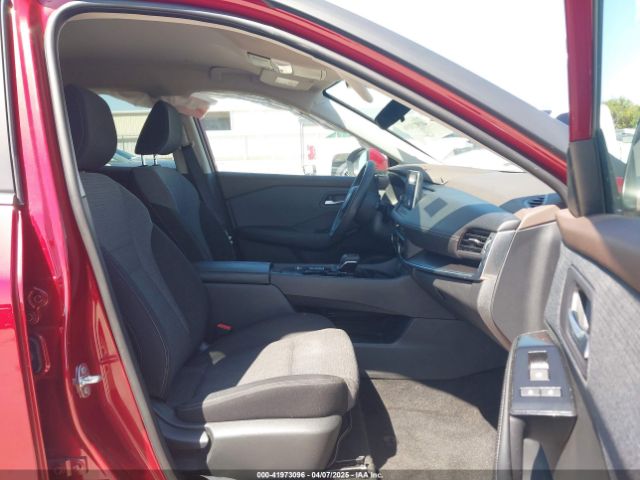 5N1BT3BA5PC842893 Nissan Rogue Sv Fwd