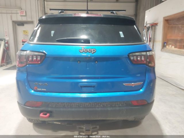 3C4NJDDB3JT234529 Jeep Compass Trailhawk 4x4