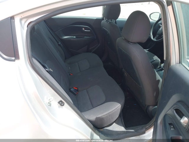 KNADM4A31H6021001 KIA 2017