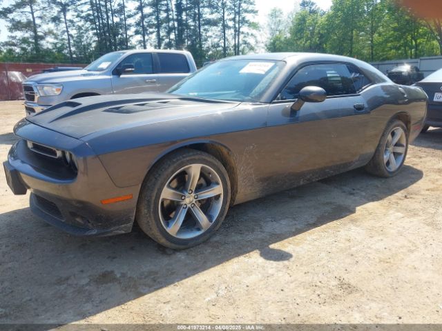 2C3CDZAT1FH900865 Dodge Challenger R/t