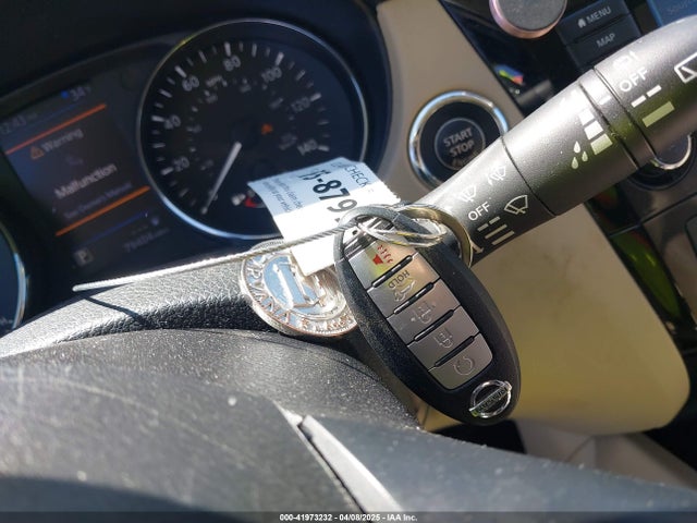 Nissan ROGUE SV 2018 5N1AT2MV5JC829753 Image 11