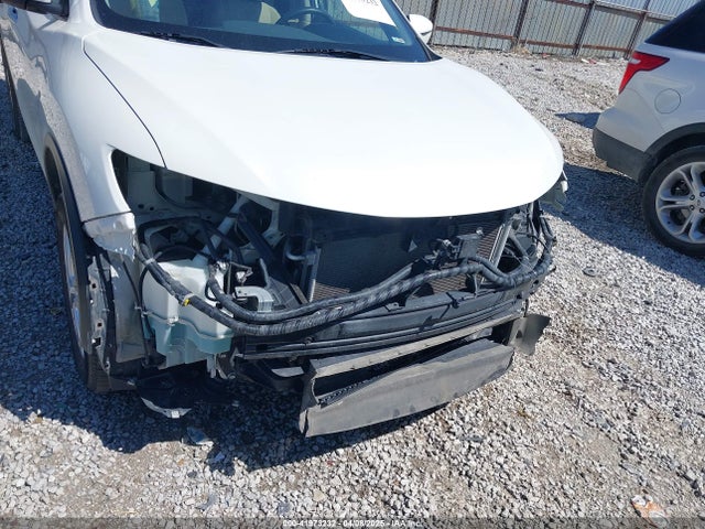 Nissan ROGUE SV 2018 5N1AT2MV5JC829753 Image 6