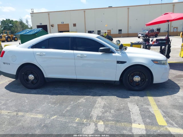 1FAHP2L82FG129083 Ford Police Interceptor