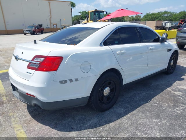 1FAHP2L82FG129083 Ford Police Interceptor