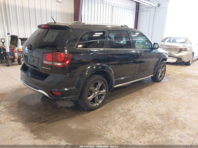 3C4PDCGB6GT107739 Dodge Journey Crossroad Plus