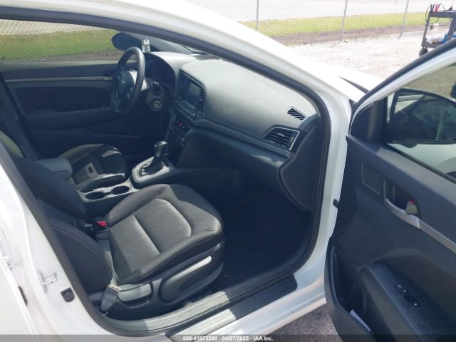 5NPD84LF2JH213750 Hyundai ELANTRA SEL