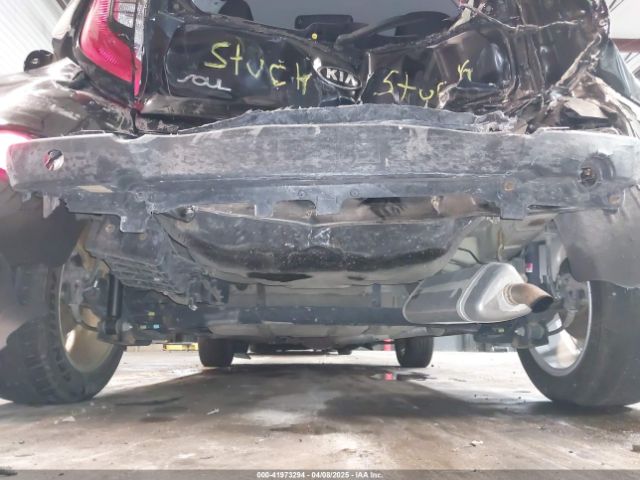 KNDJP3A56E7033238 KIA SOUL +