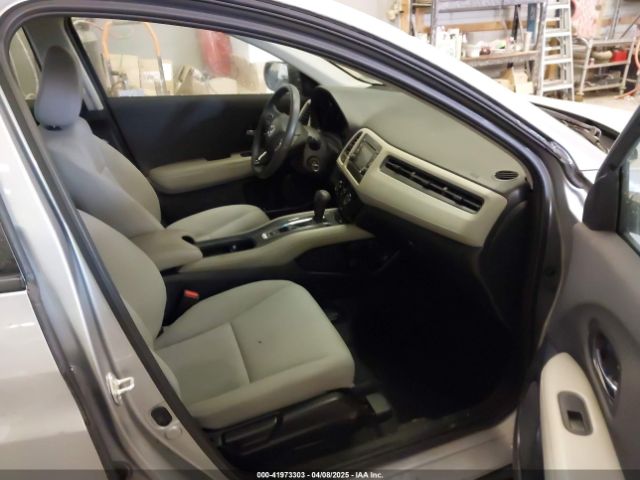 3CZRU6H33MM746713 Honda Hr-v Awd Lx