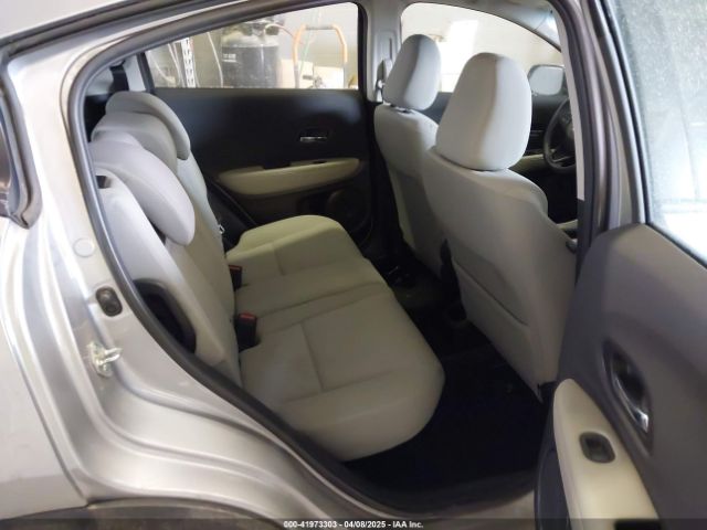 3CZRU6H33MM746713 Honda Hr-v Awd Lx