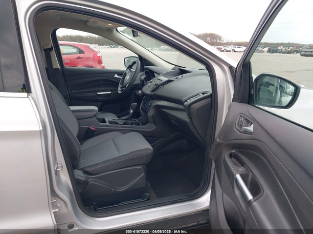 1FMCU0GD1HUD51462 Ford ESCAPE SE