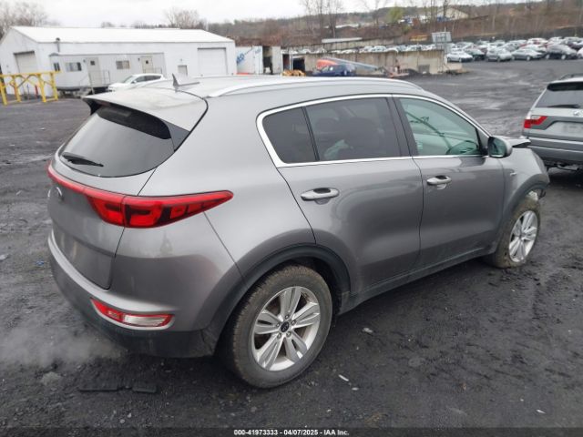 KNDPMCAC2H7238741 KIA Sportage Lx