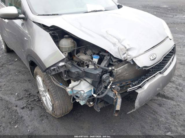 KNDPMCAC2H7238741 KIA Sportage Lx