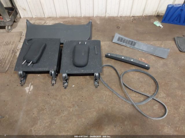 JA4AZ3A32HZ008316 Mitsubishi Outlander Se/sel