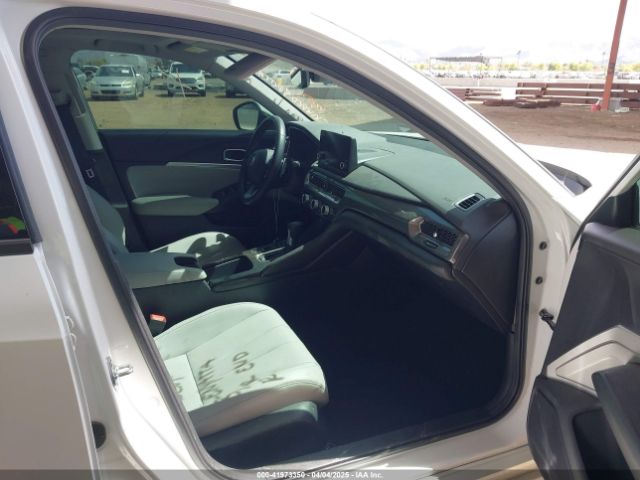 19UDE4H26RA009438 Acura Integra