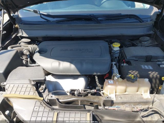 1C4PJMLB8LD563861 Jeep Cherokee Altitude 4x4