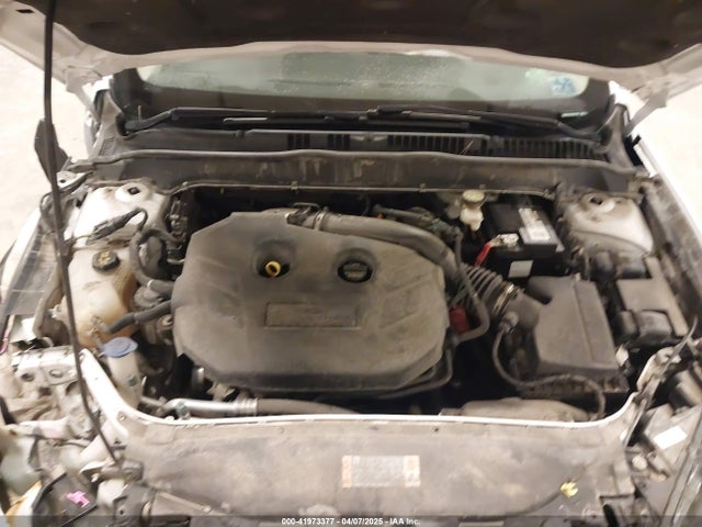 3FA6P0T9XHR263758 Ford FUSION SE