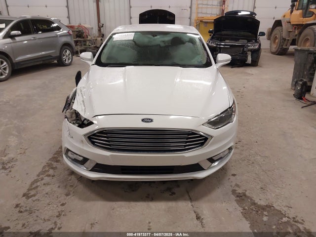 3FA6P0T9XHR263758 Ford FUSION SE