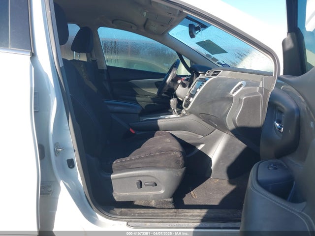 5N1AZ2MGXJN151523 Nissan MURANO SV