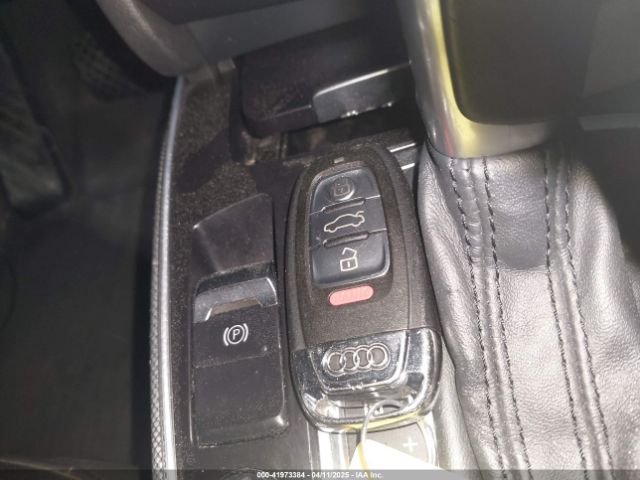 WAUBFAFL0GN013386 Audi A4 2.0t Premium