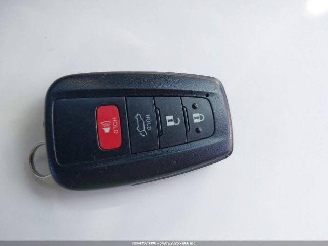 5TDGBRCHXLS512512 Toyota Highlander Hybrid Xle