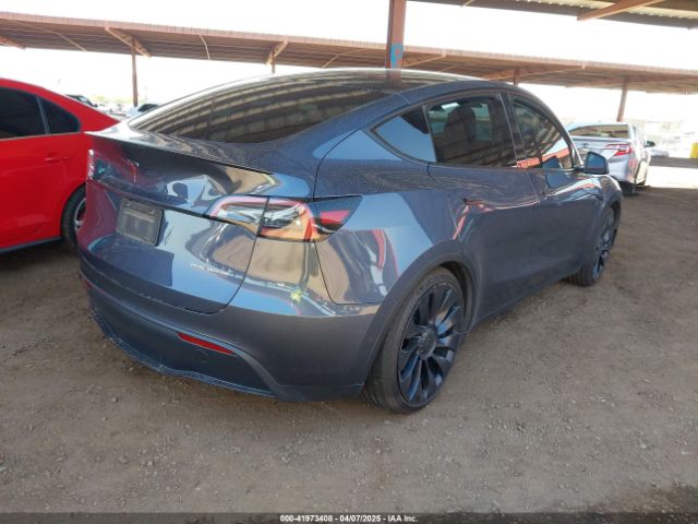 7SAYGDEF6NF494959 Tesla Model Y