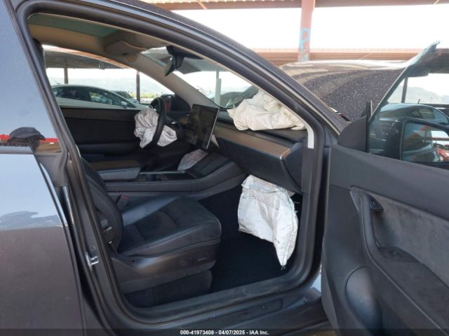 7SAYGDEF6NF494959 Tesla Model Y