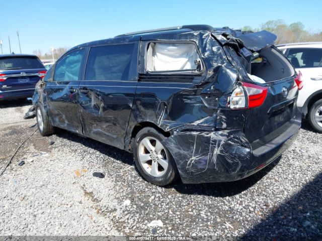 2017 TOYOTA SIENNA 5TDKZ3DC6HS830933 Photo 2