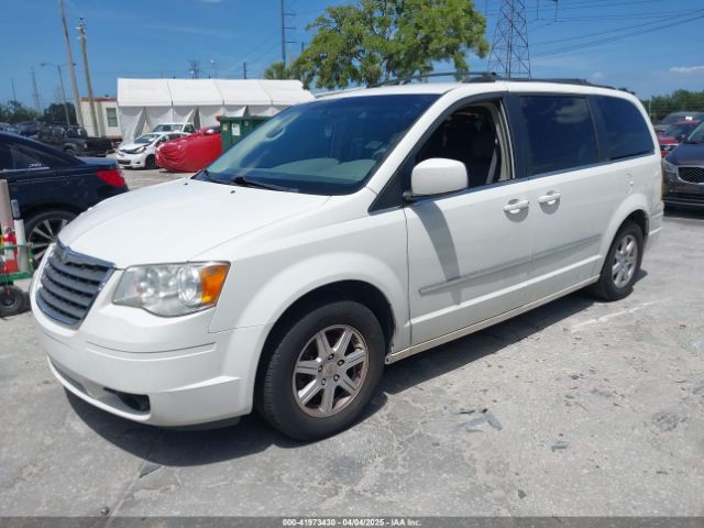 2010 CHRYSLER TOWN & COUNTRY 2A4RR5DX5AR162774 Photo 1